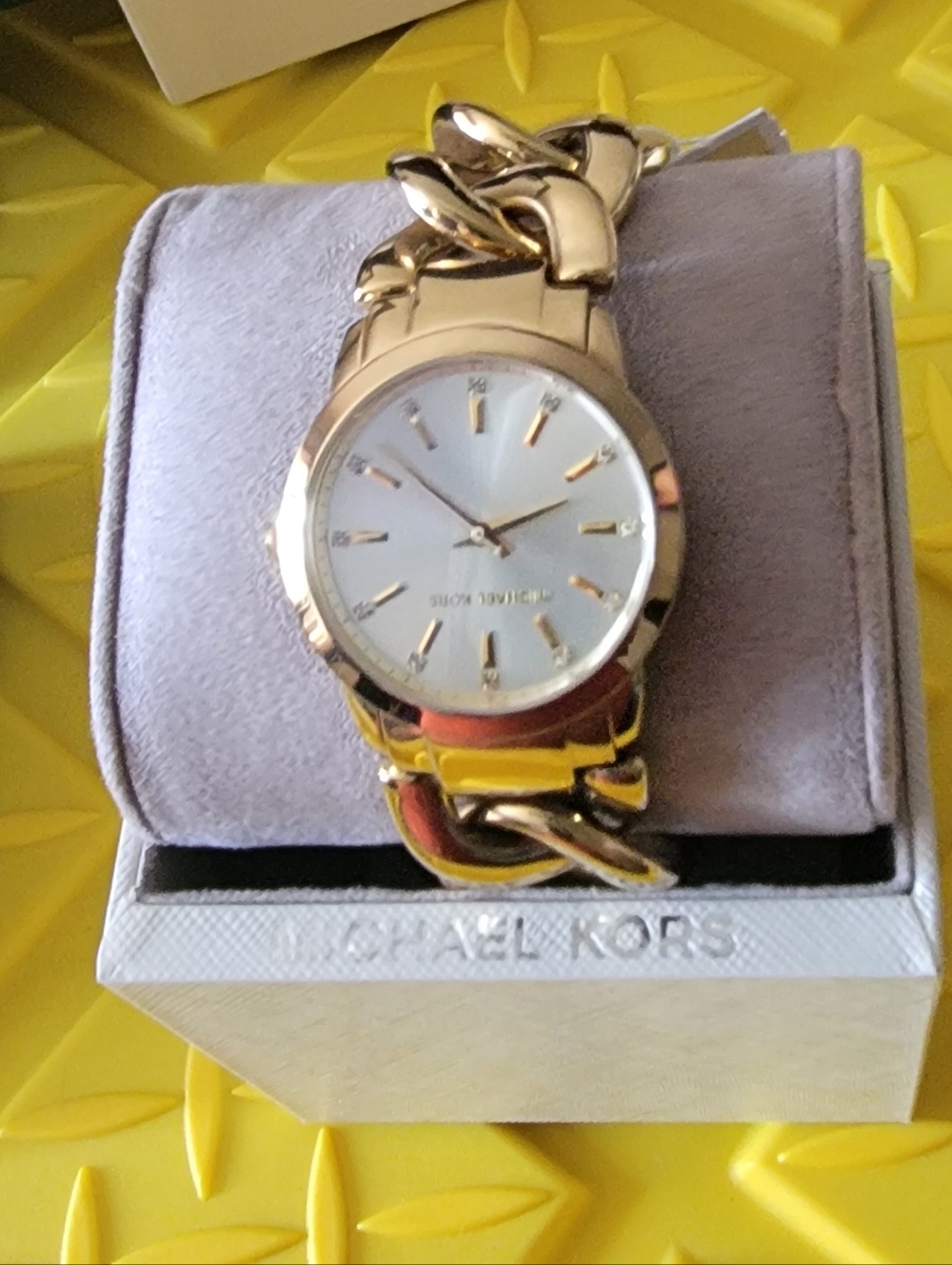 Michael Kors Gold Chain-Link Ladies Watch with White Dial